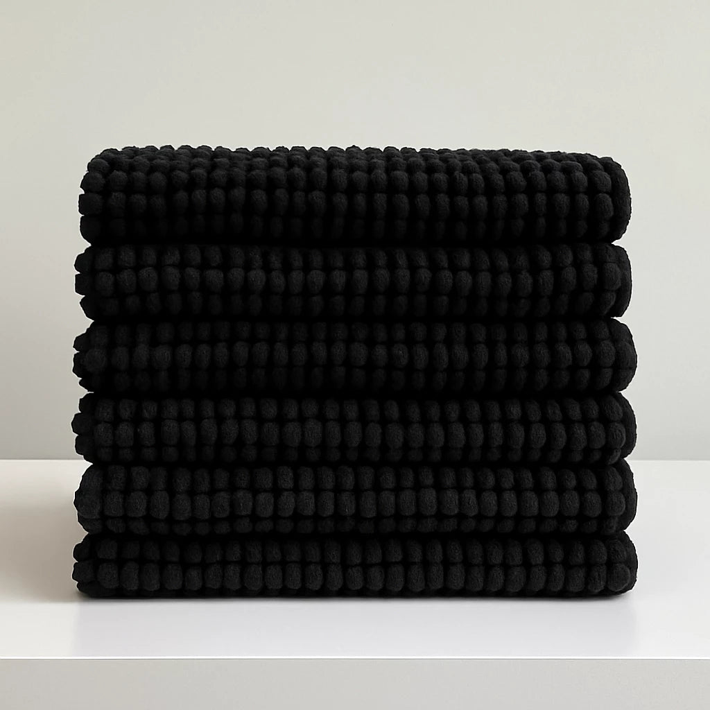 Kit de Tapete Bolinha 04 Unidades Antiderrapante Microfibra Toque Suave Super Macio