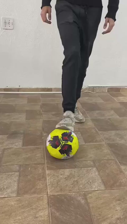 it Bola de Futebol Campo Profissional + Mini Bomba de Inflar Tamanho Oficial Costurada Número 5